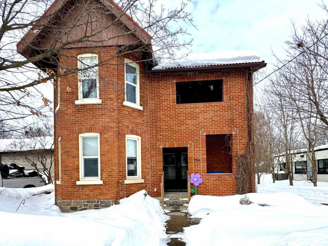 264 Mississaga Street W, Orillia
