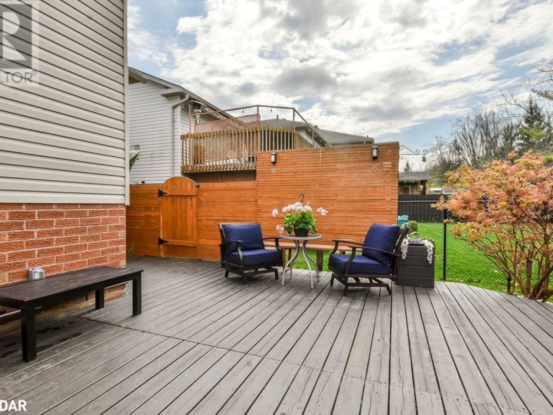 12 Frontier Avenue, Orillia