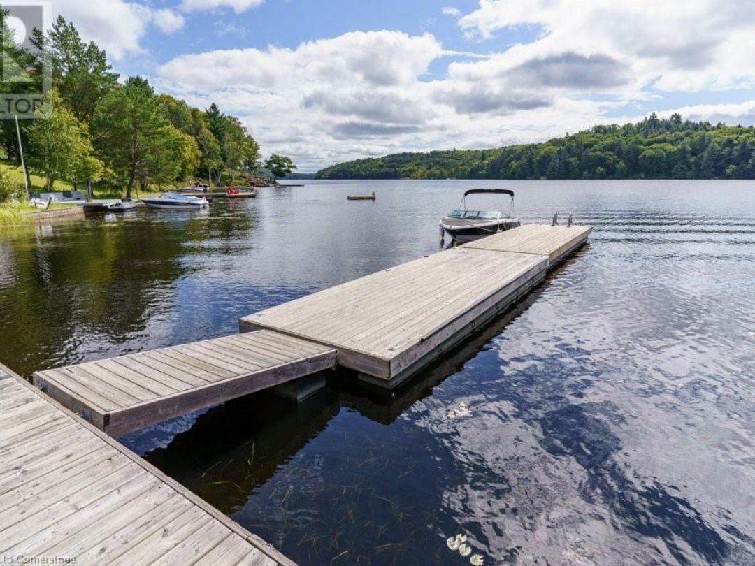 143 South Drive, Lake Vernon