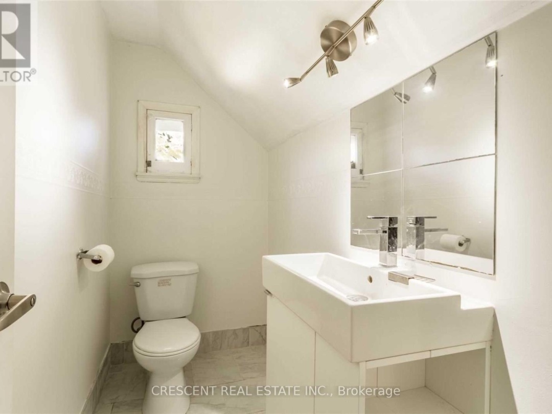 261 BARRIE ROAD, 