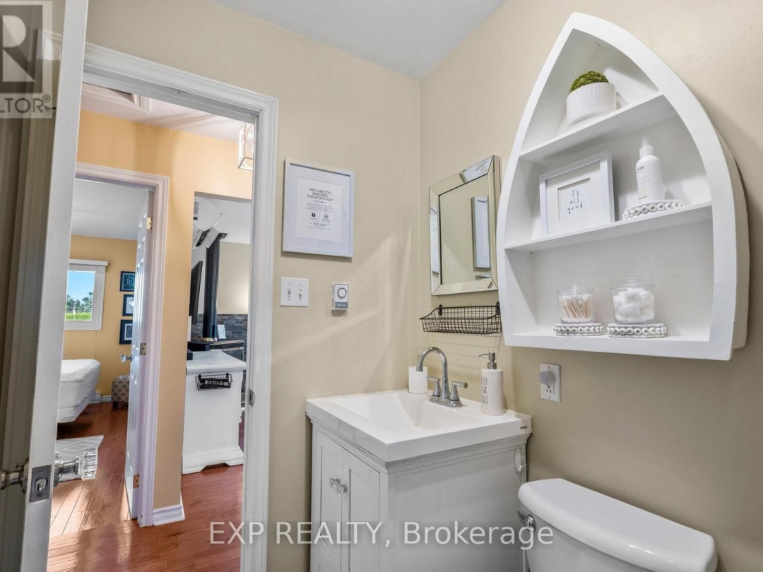 46 BAYVIEW ESTATE ROAD, 
