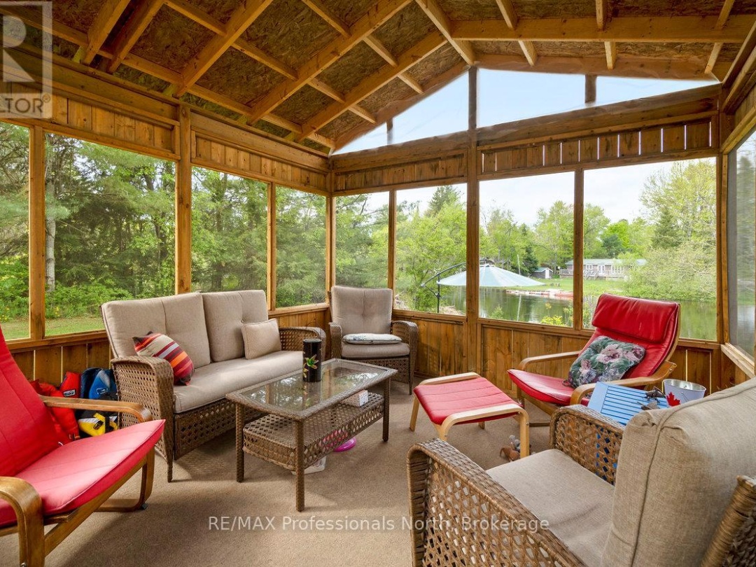 1059 TIFFANY LANE, 