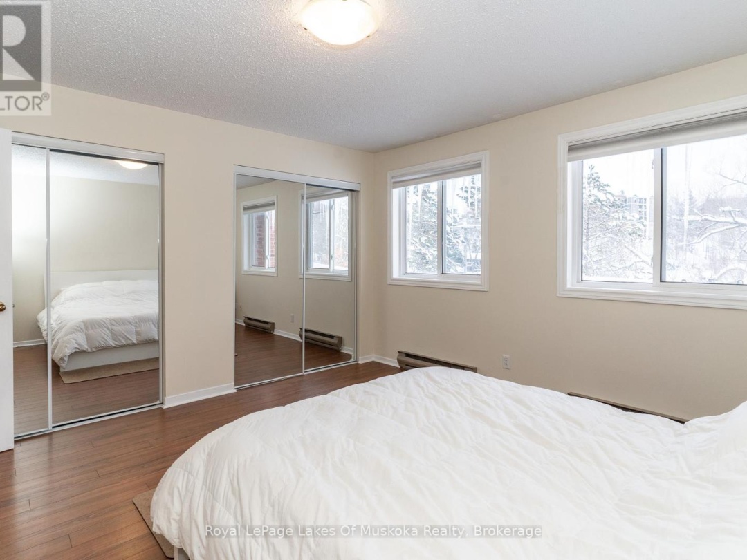 10 - 142 ECCLESTONE DRIVE, Muskoka River