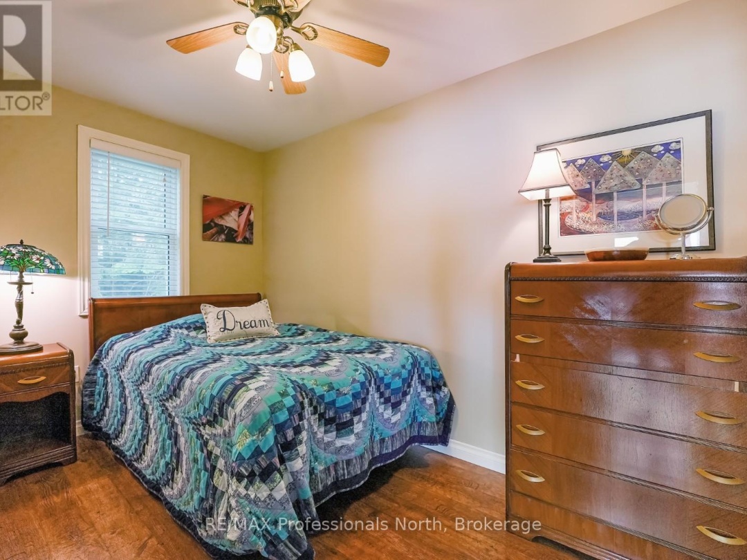 2598 GLAMORGAN ROAD, 
