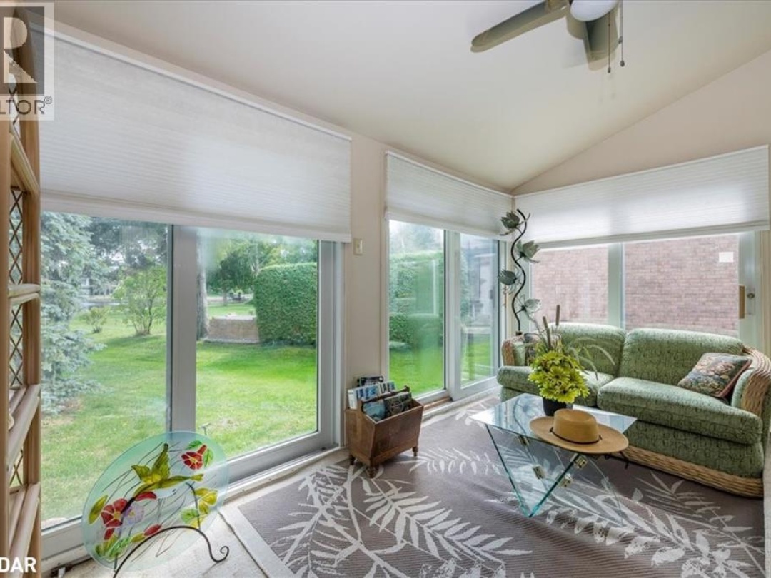 42 OLD INDIAN Trail, 