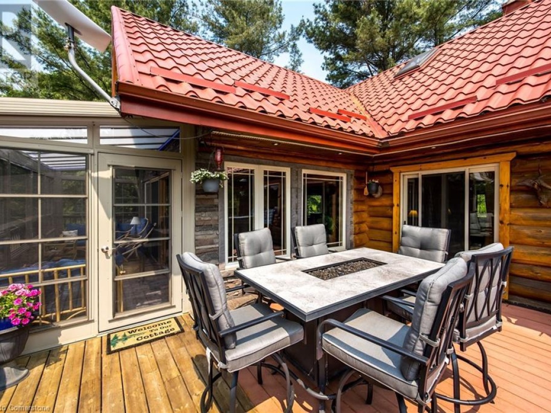 235 Loch Erne Road, Vowel Lake