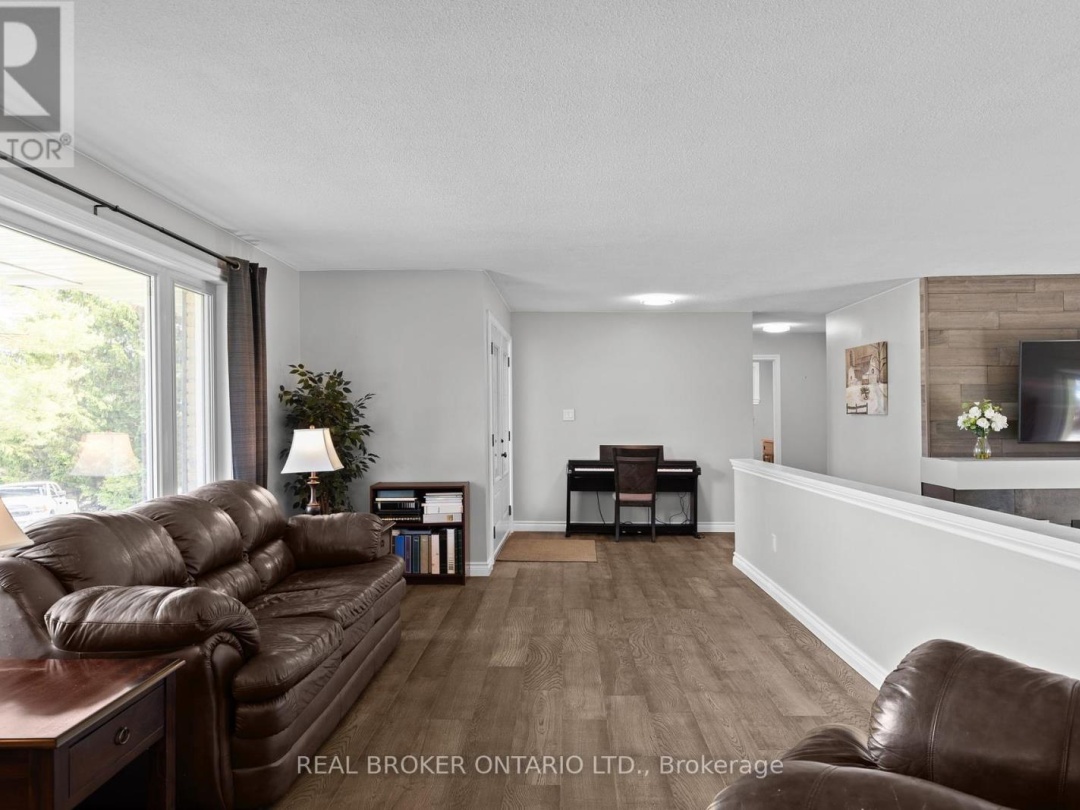 32 OLD SCOTIA PLACE, 