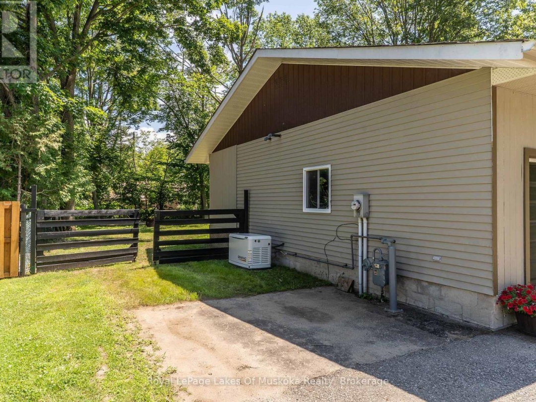 220 ALEXANDER STREET, 