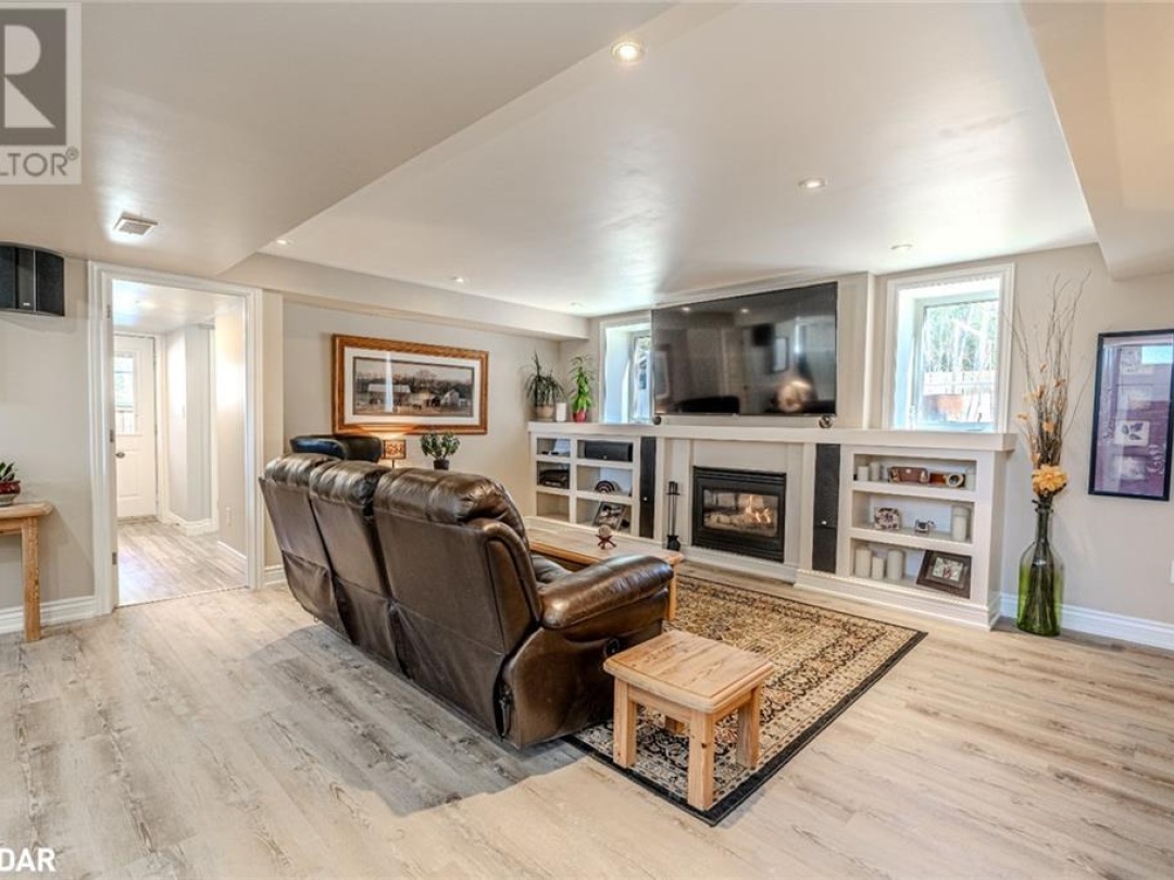 99 King Road, Waubaushene