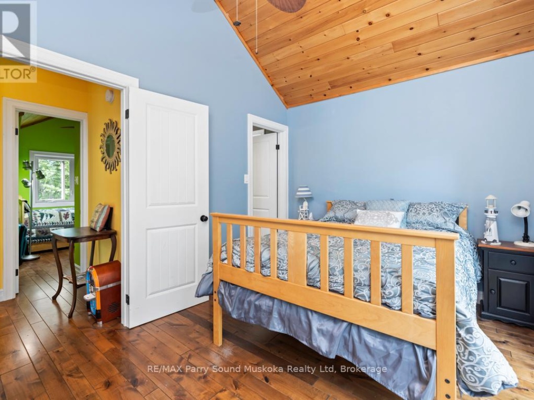 32A STERNER DRIVE, 