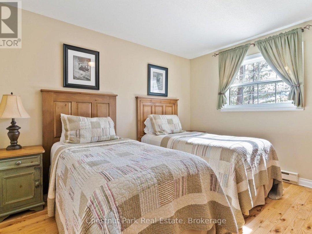 112-8 - 1052 RAT BAY ROAD, Lake of Bays