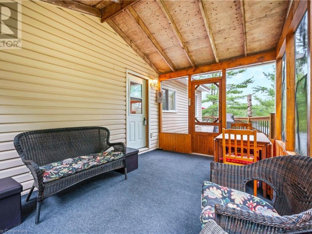 1076 Thanksgiving Rock Way, Kahshe Lake
