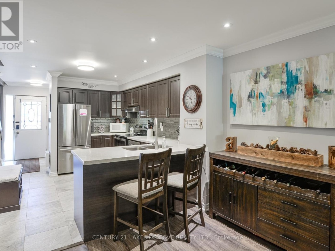 Unit 6 70 Laguna Parkway, Lake Simcoe
