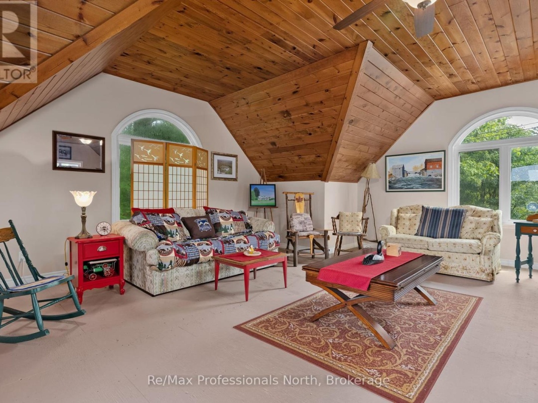 1005 LAIDLAW AVENUE, 