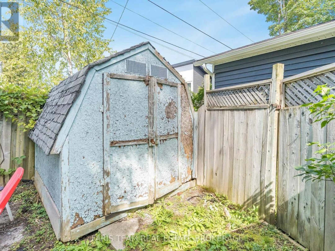 16 WATERSIDE DRIVE, 