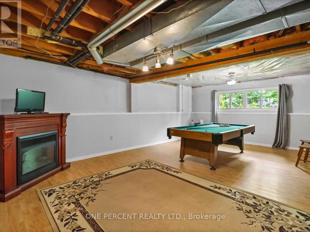314 Riverside Drive, Pigeon Lake