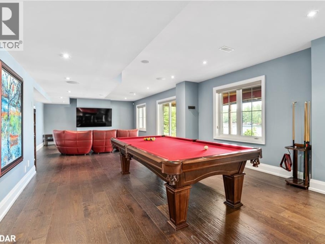 1043 FORTUNES Trail, 