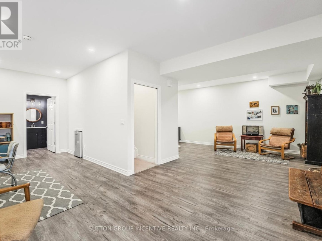 104 Lily Drive, Orillia