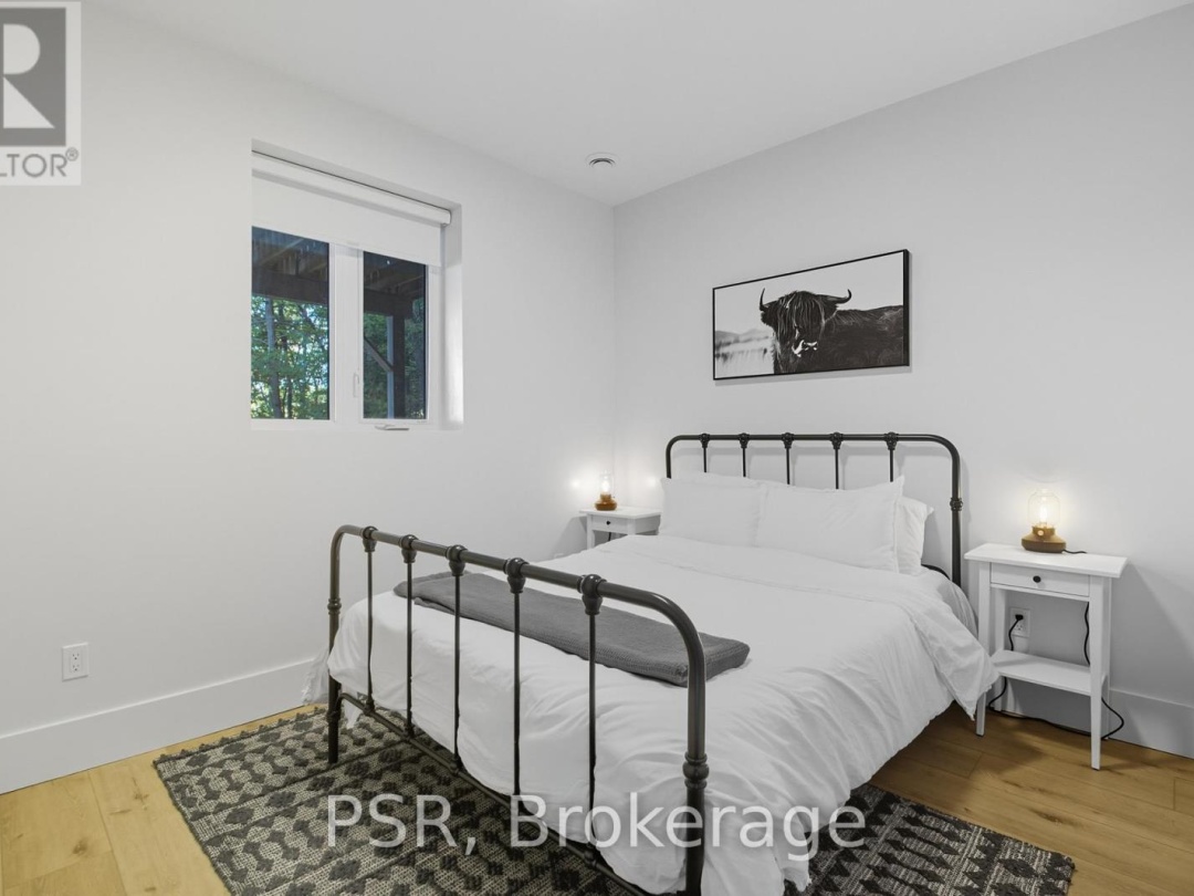 1399 BAYBREEZE LANE, 