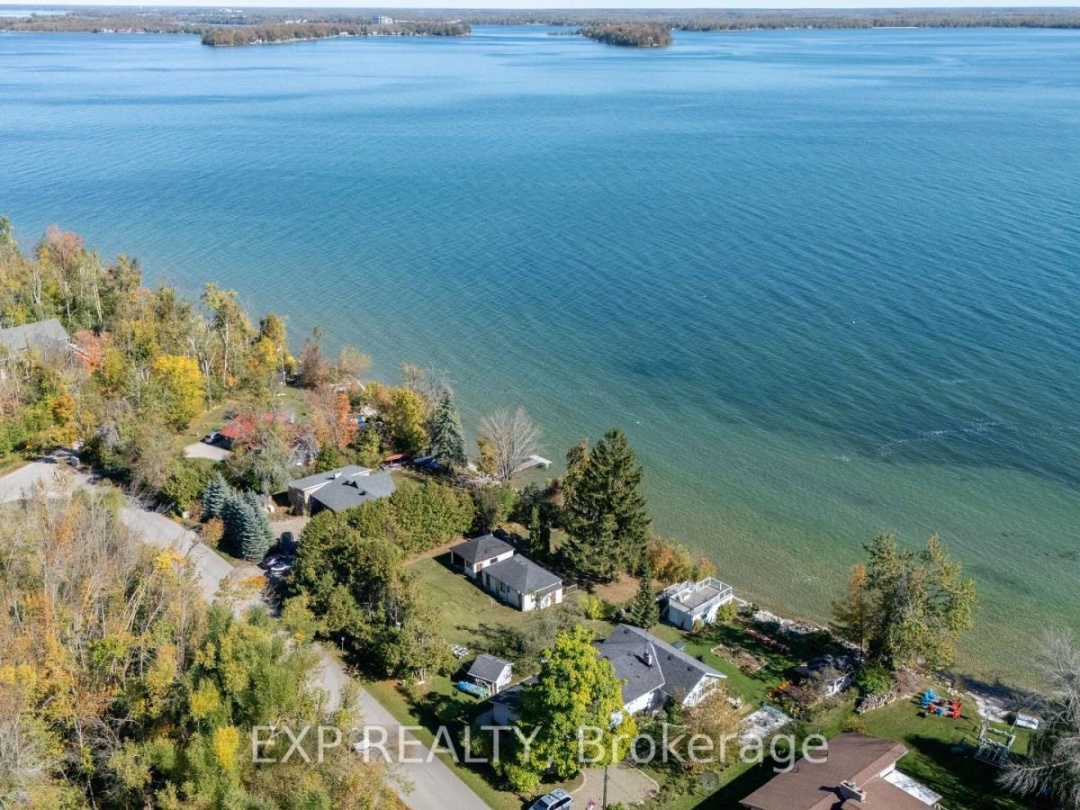 255 MOON POINT DRIVE, 