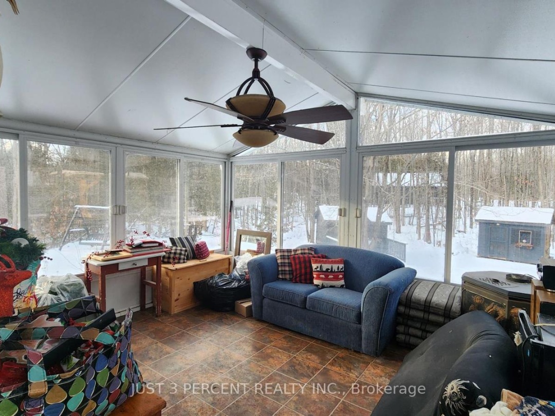 55 Northern Avenue, Little Bald Lake