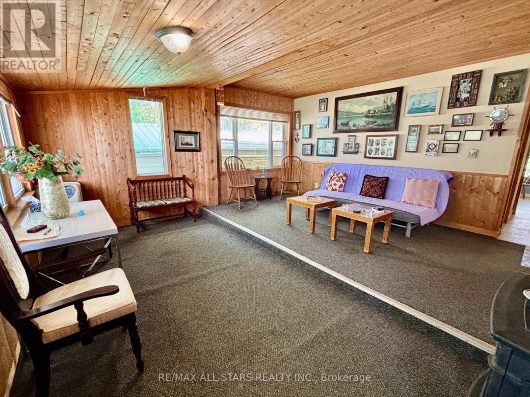 2644 LAKESHORE DRIVE, 