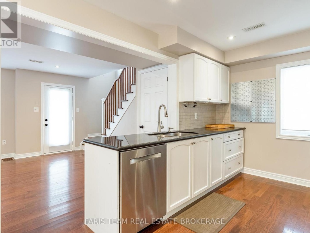 44 MARINA VILLAGE DRIVE, 