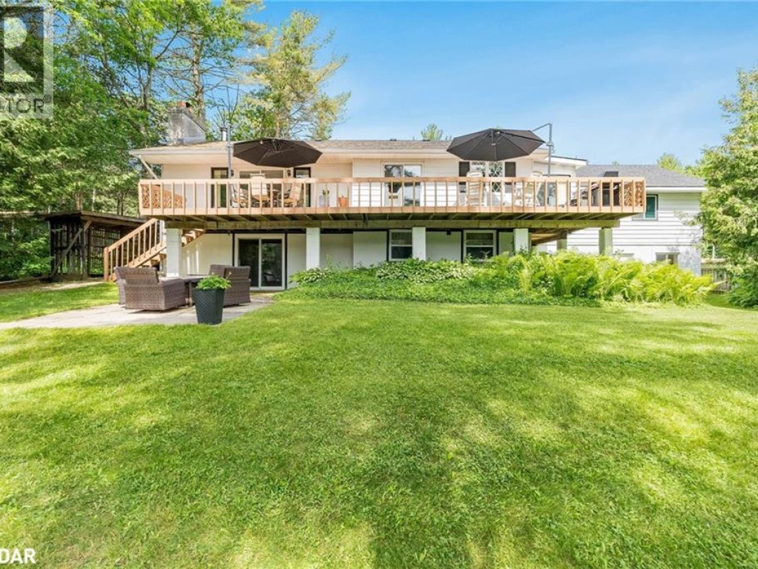 7817 OAKRIDGE Drive, 