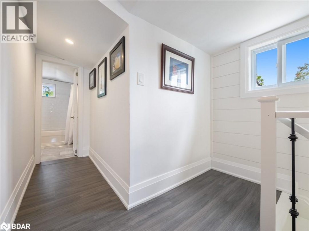 370 HOMEWOOD Avenue, 