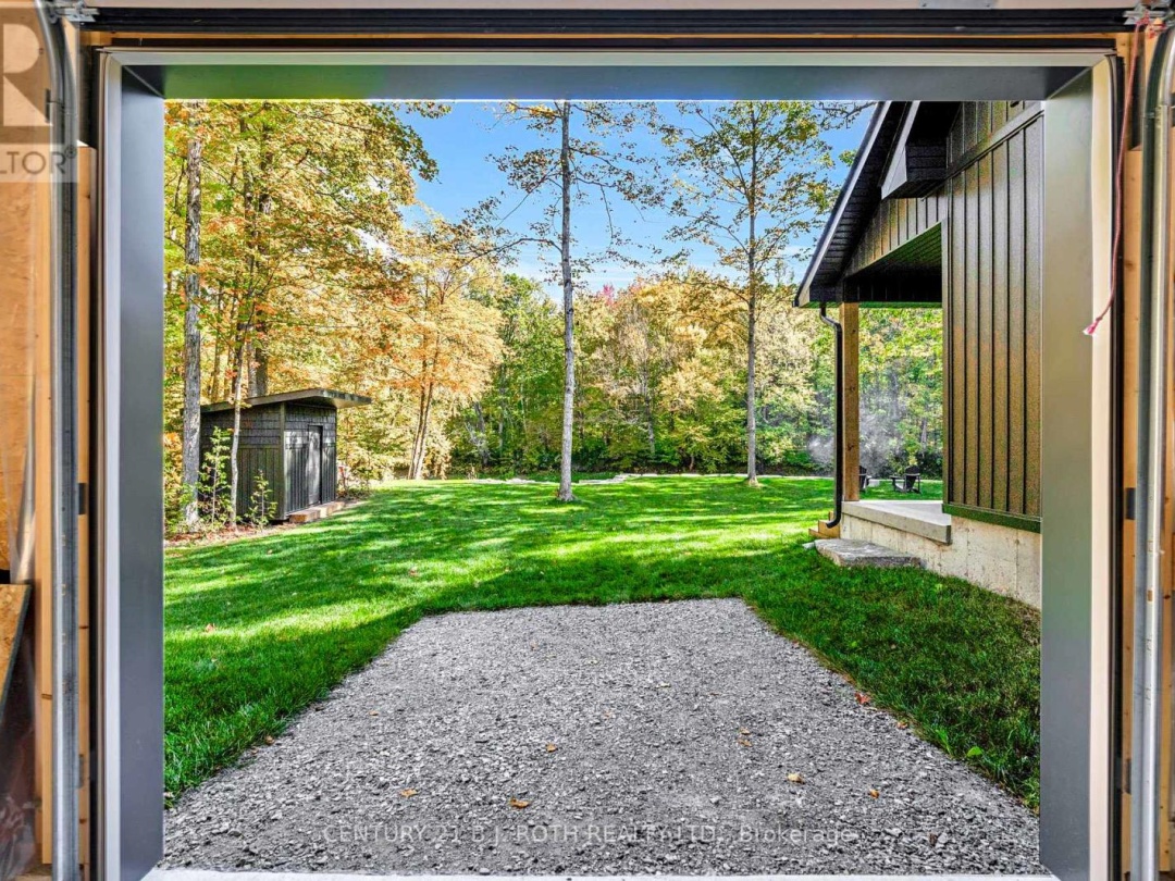 7377 DAVY DRIVE, 