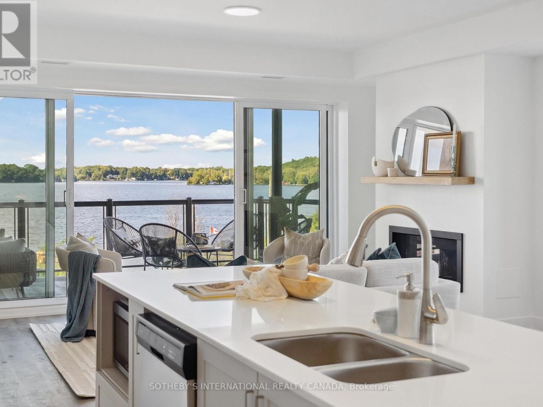 208 - 19B WEST STREET N, 