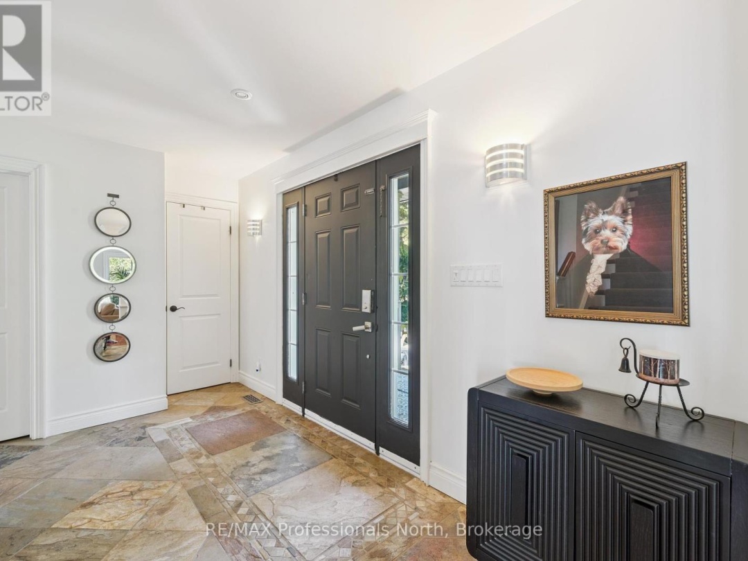 23 THOMAS CRESCENT, 