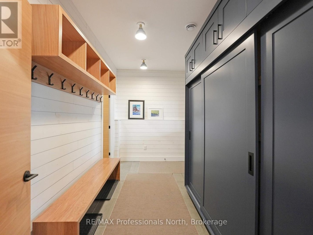 1237 BURLYWOOD TRAIL, 