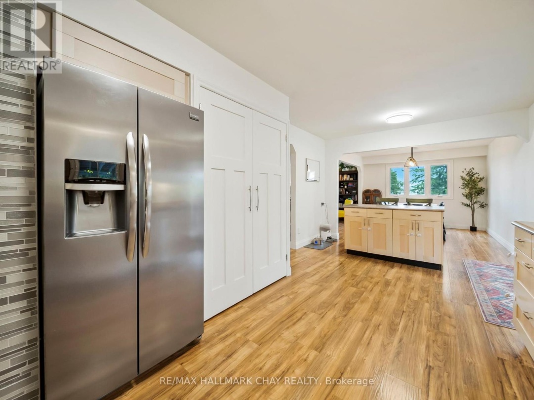 5 DEMONT DRIVE, 