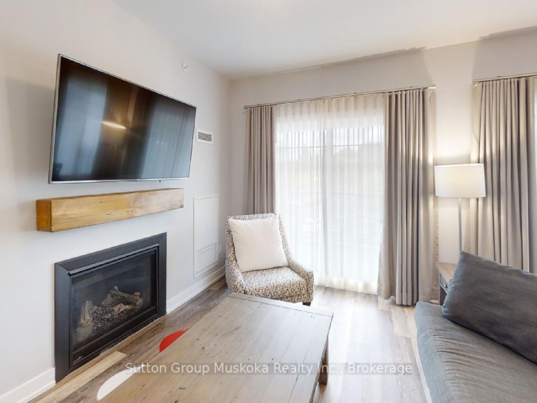 318 - 25 PEN LAKE POINT ROAD, 