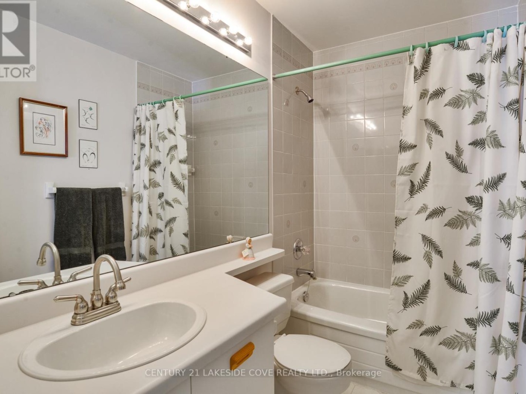 1 - 11 LAGUNA PARKWAY, Lake Simcoe