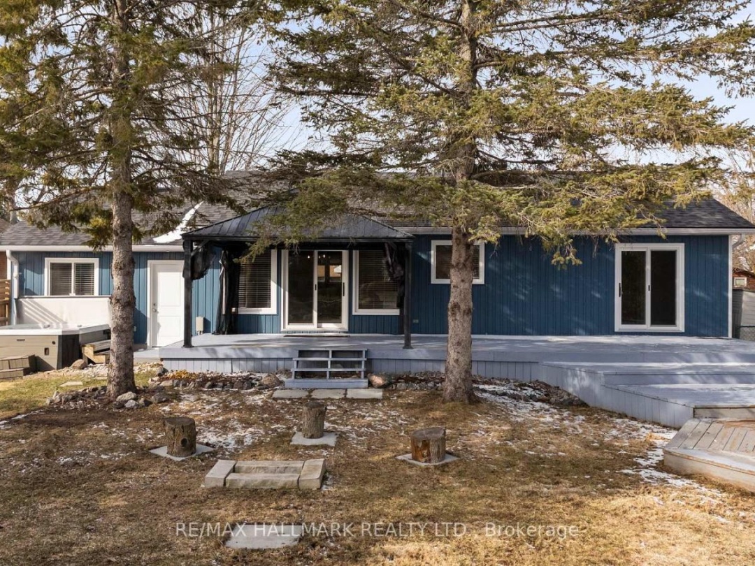 13 Pinetree Court, Simcoe Lake