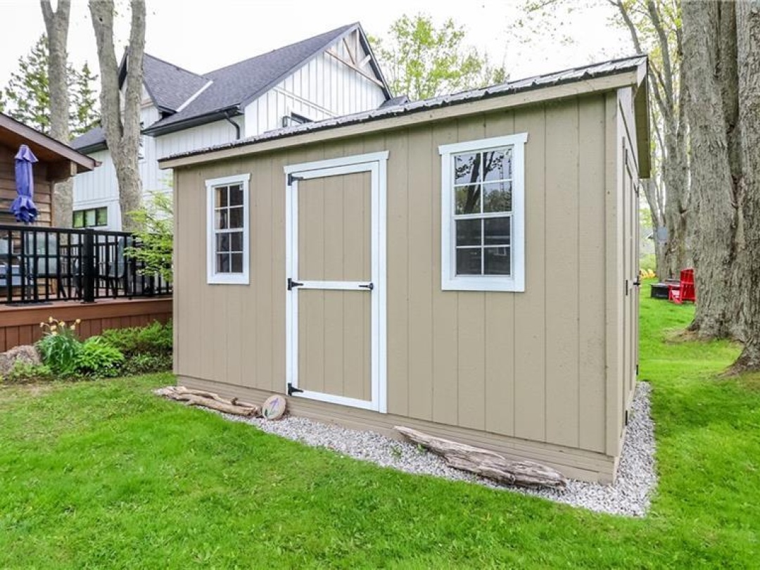 3822 Glenrest Drive Drive, Lake Simcoe