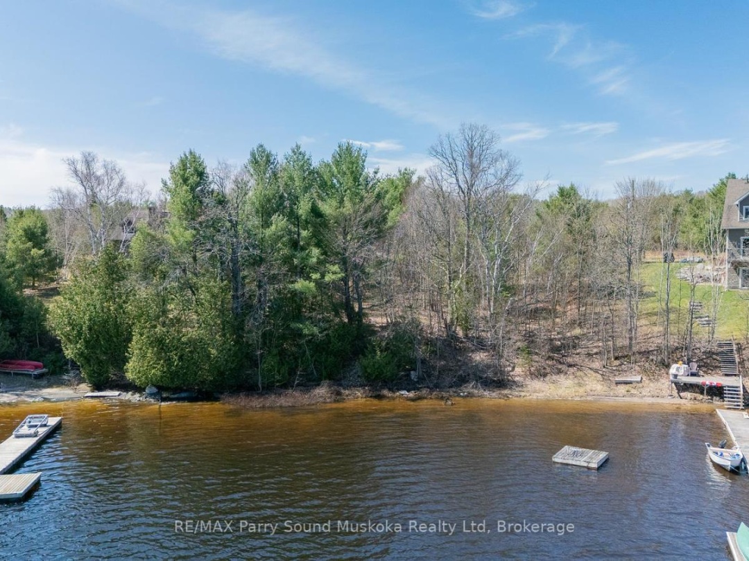 10 Alex Lane, Maple Lake