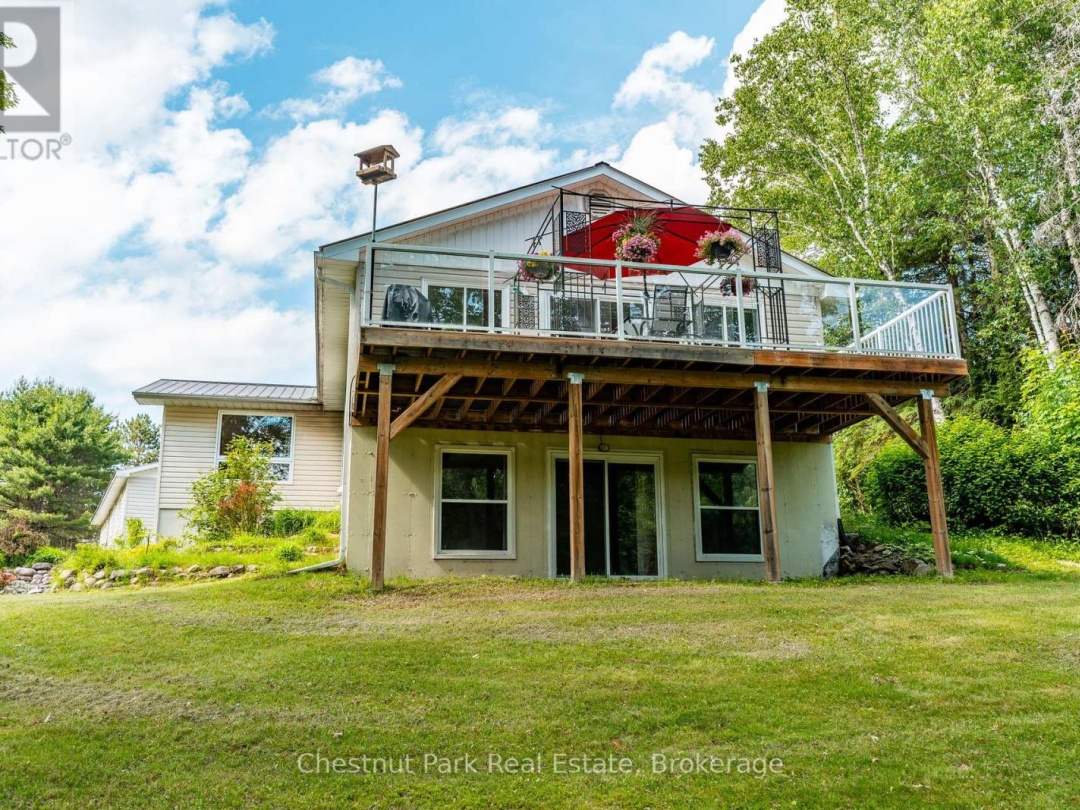 1054 GREEN LAKE ROAD, 