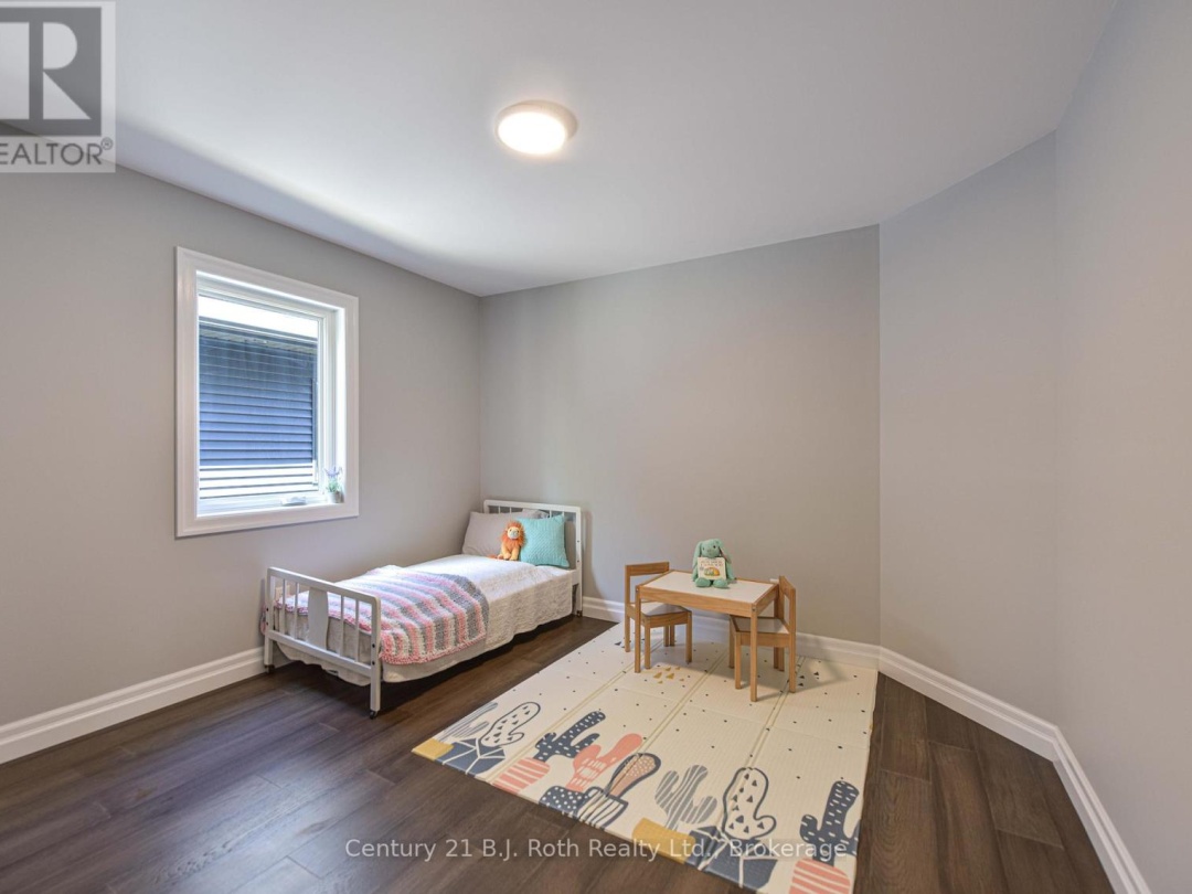 3324 BRAMSHOTT AVENUE, 