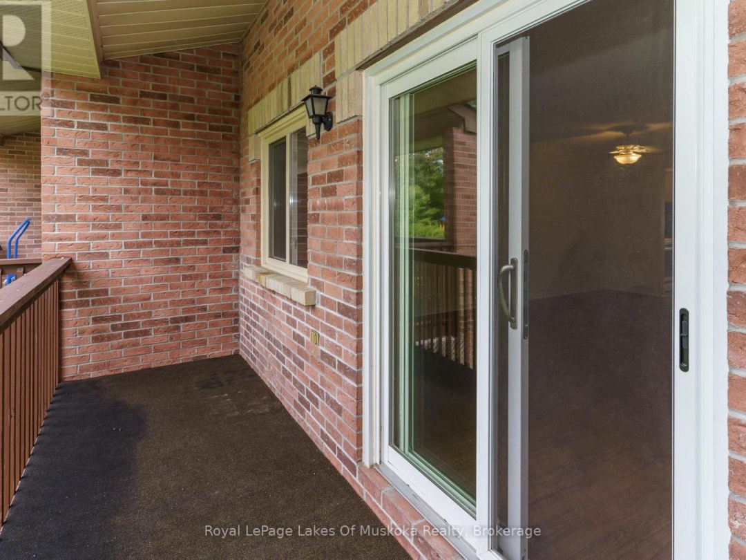 10 - 142 ECCLESTONE DRIVE, Muskoka River