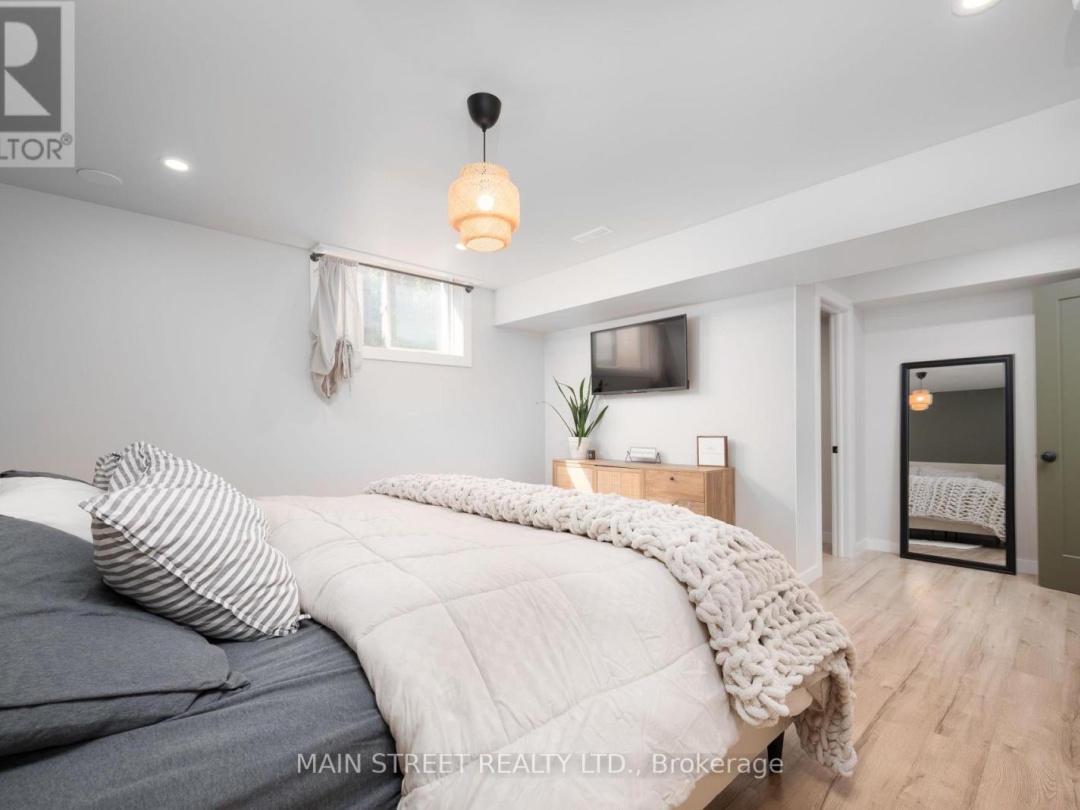 76 LAURENT BOULEVARD, 