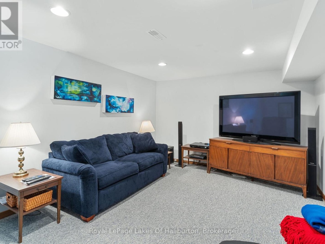 1089 PIONEER ROAD, 