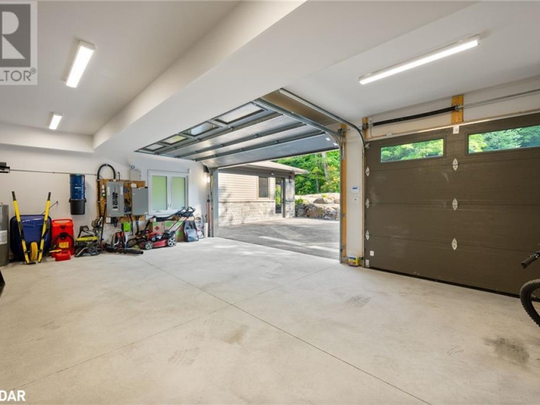 124 Claren Crescent Crescent, Lake Vernon