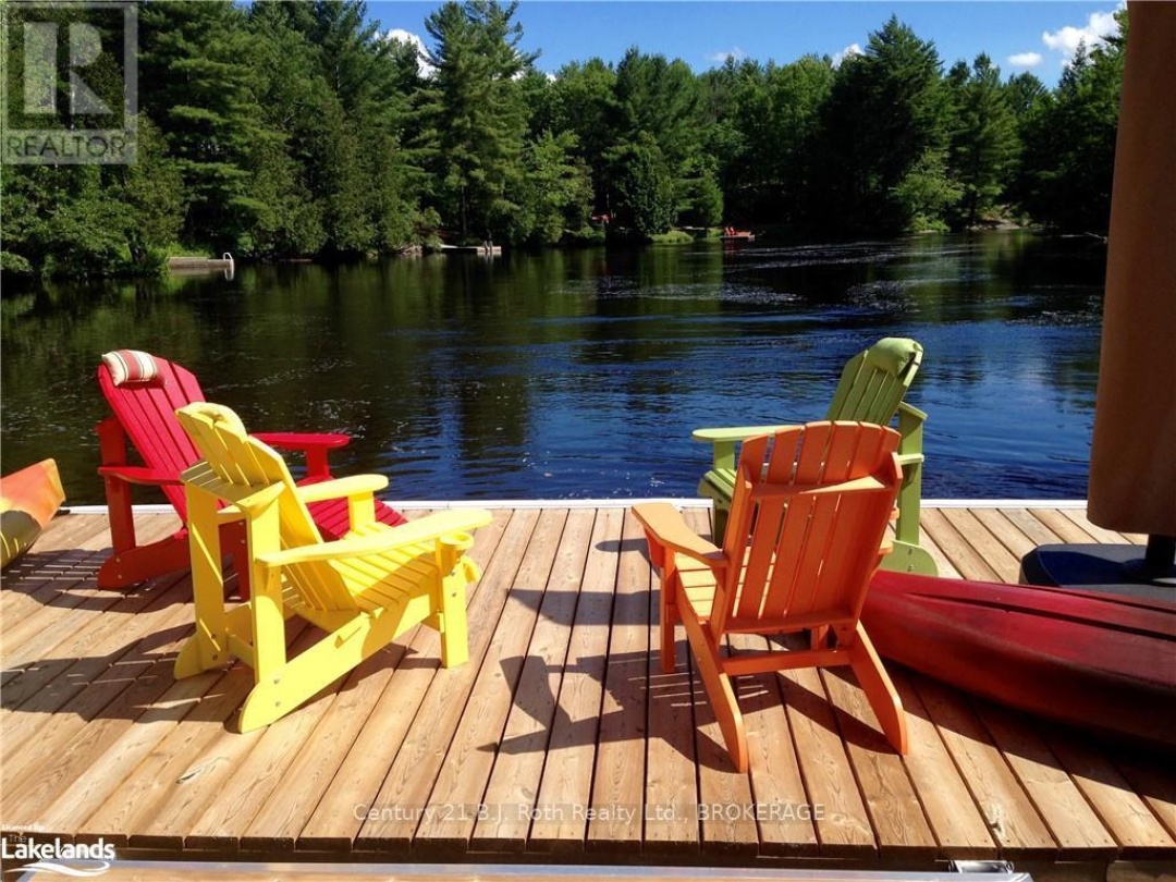 2983 Whelan Way, Black Lake
