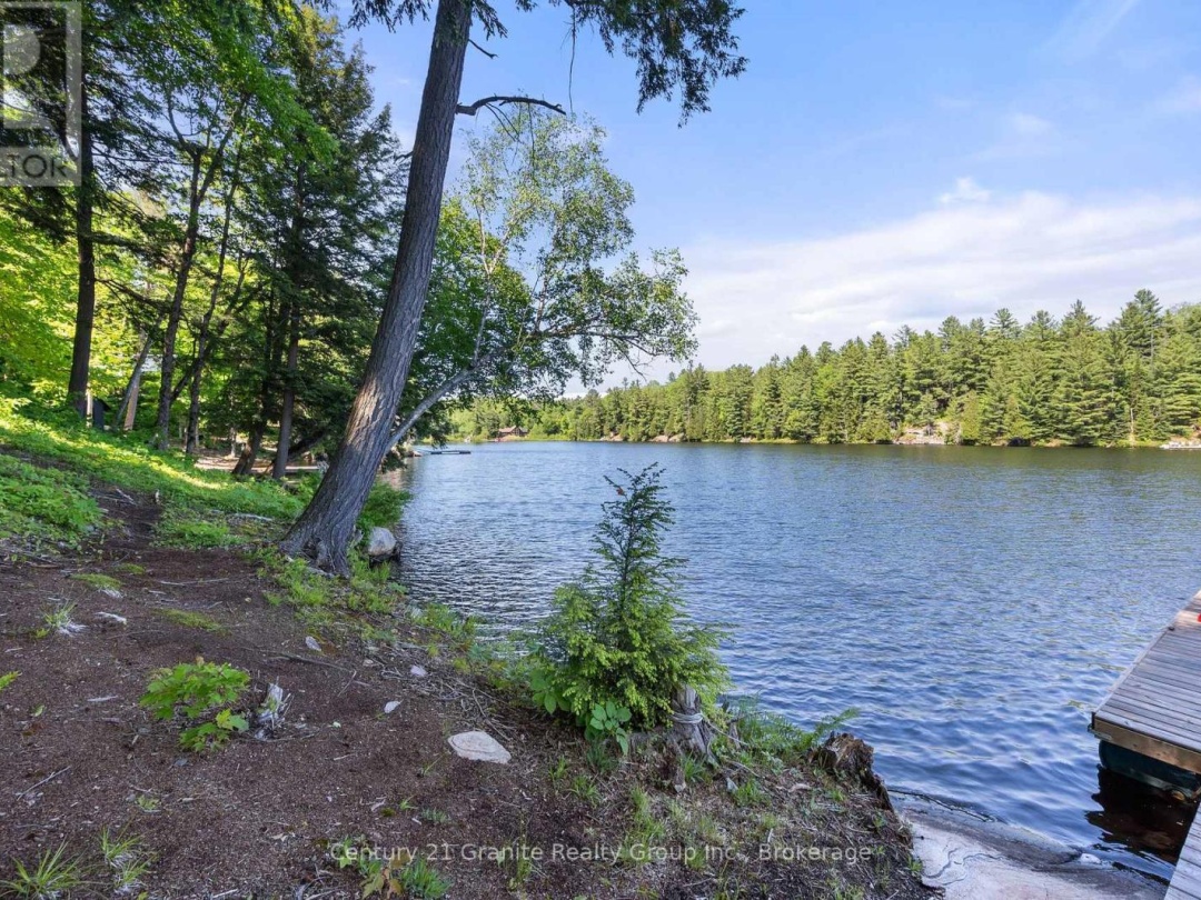 1577 Rugged Lane, Brady Lake