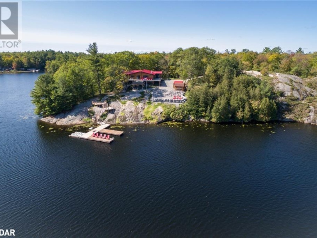 83 Walkway Rd, Georgian Bay