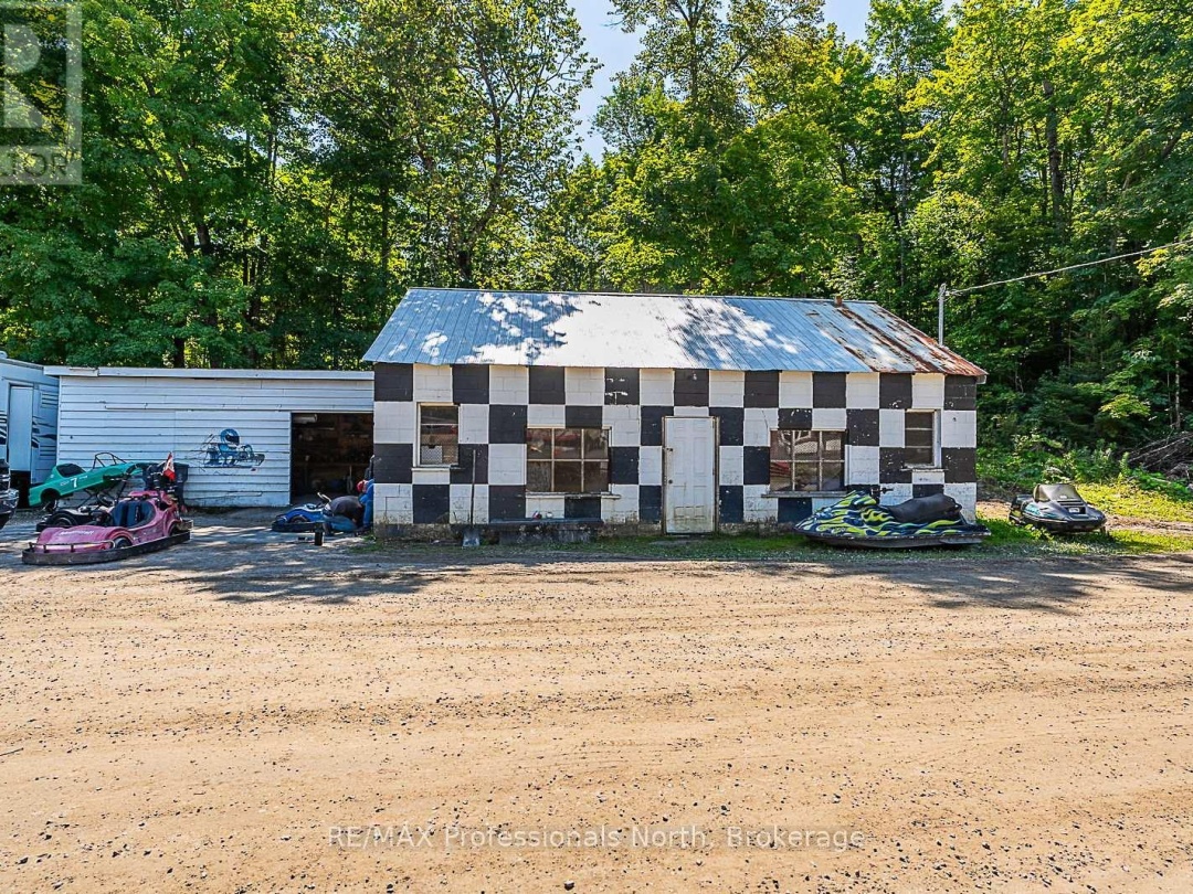 1063 RAVINE ROAD, 