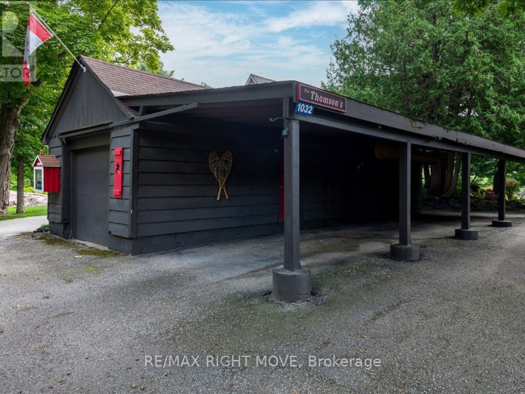 1032 COWBELL LANE, 